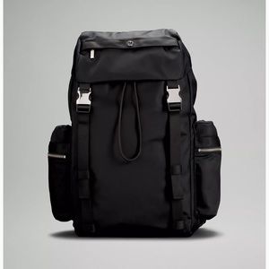 Lululemon wanderlust backpack